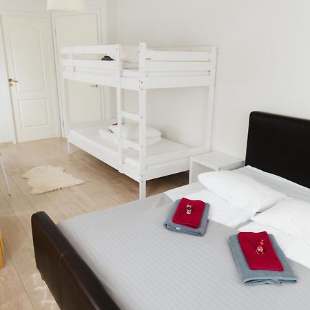 Konrad Family Guesthouse Kuressaare Bagian luar foto