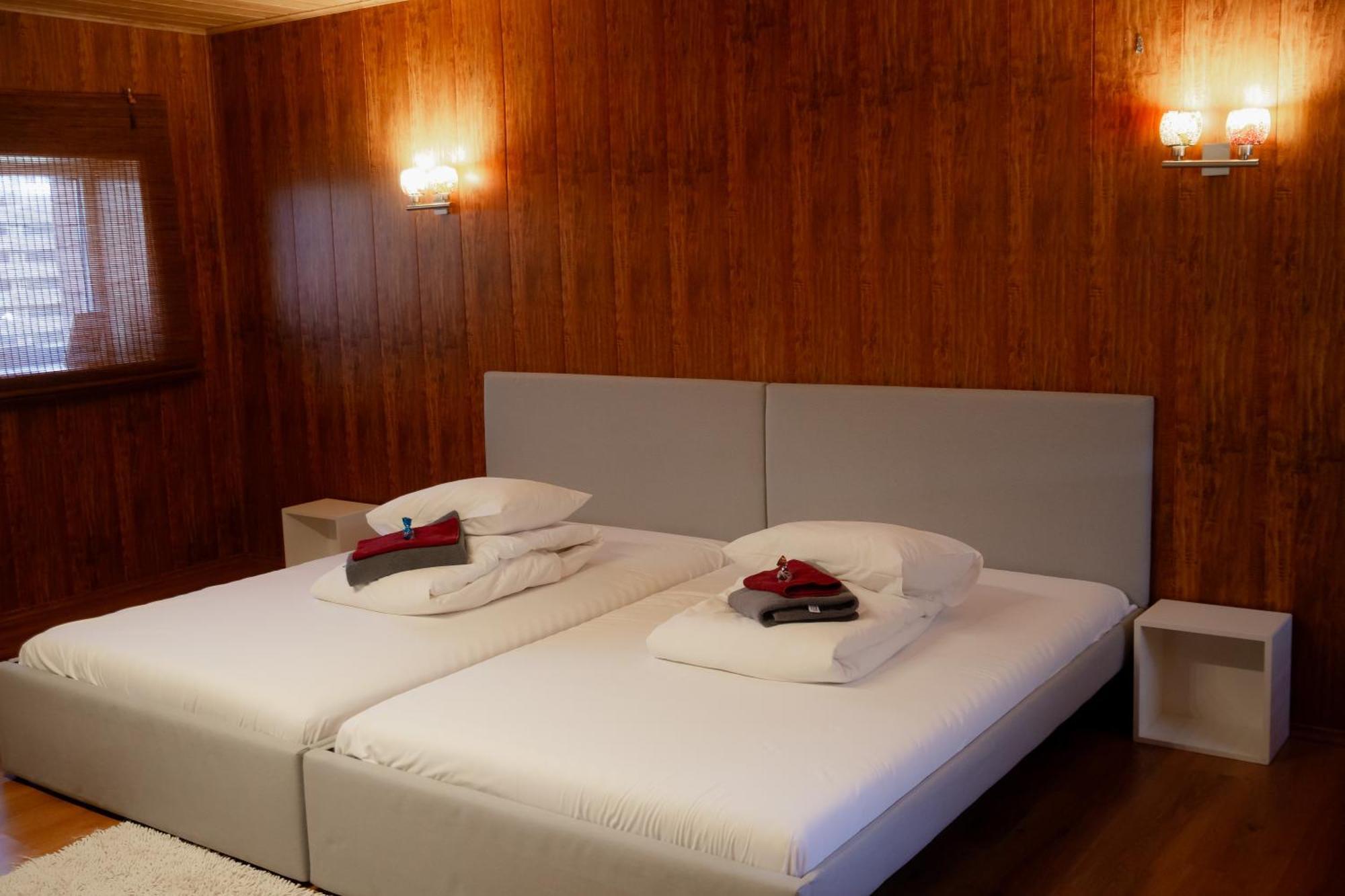 Konrad Family Guesthouse Kuressaare Ruang foto