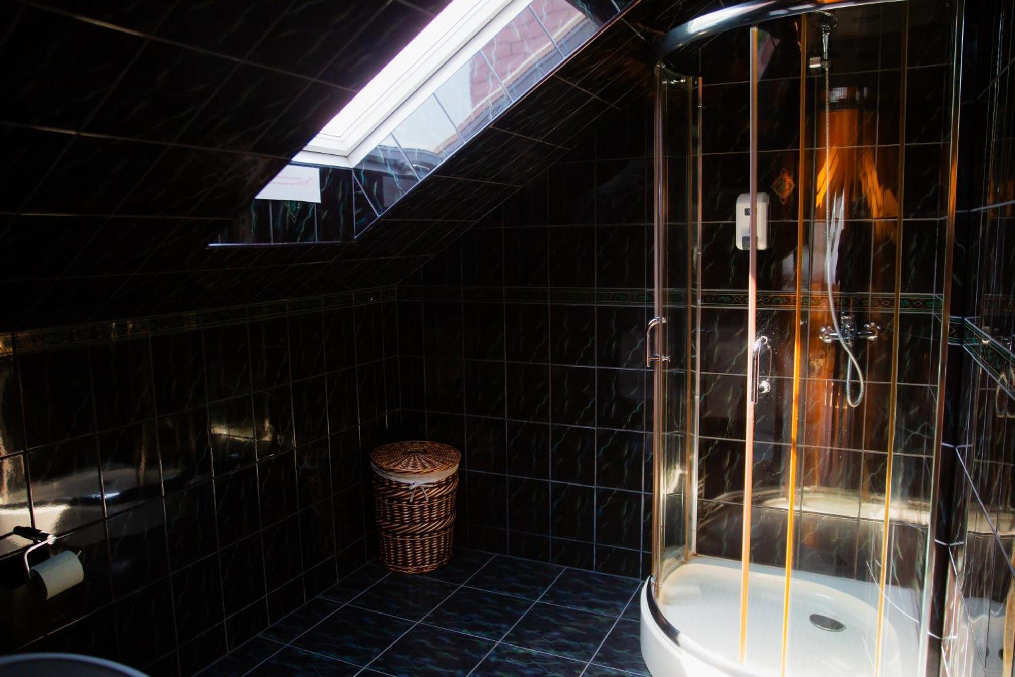 Konrad Family Guesthouse Kuressaare Ruang foto