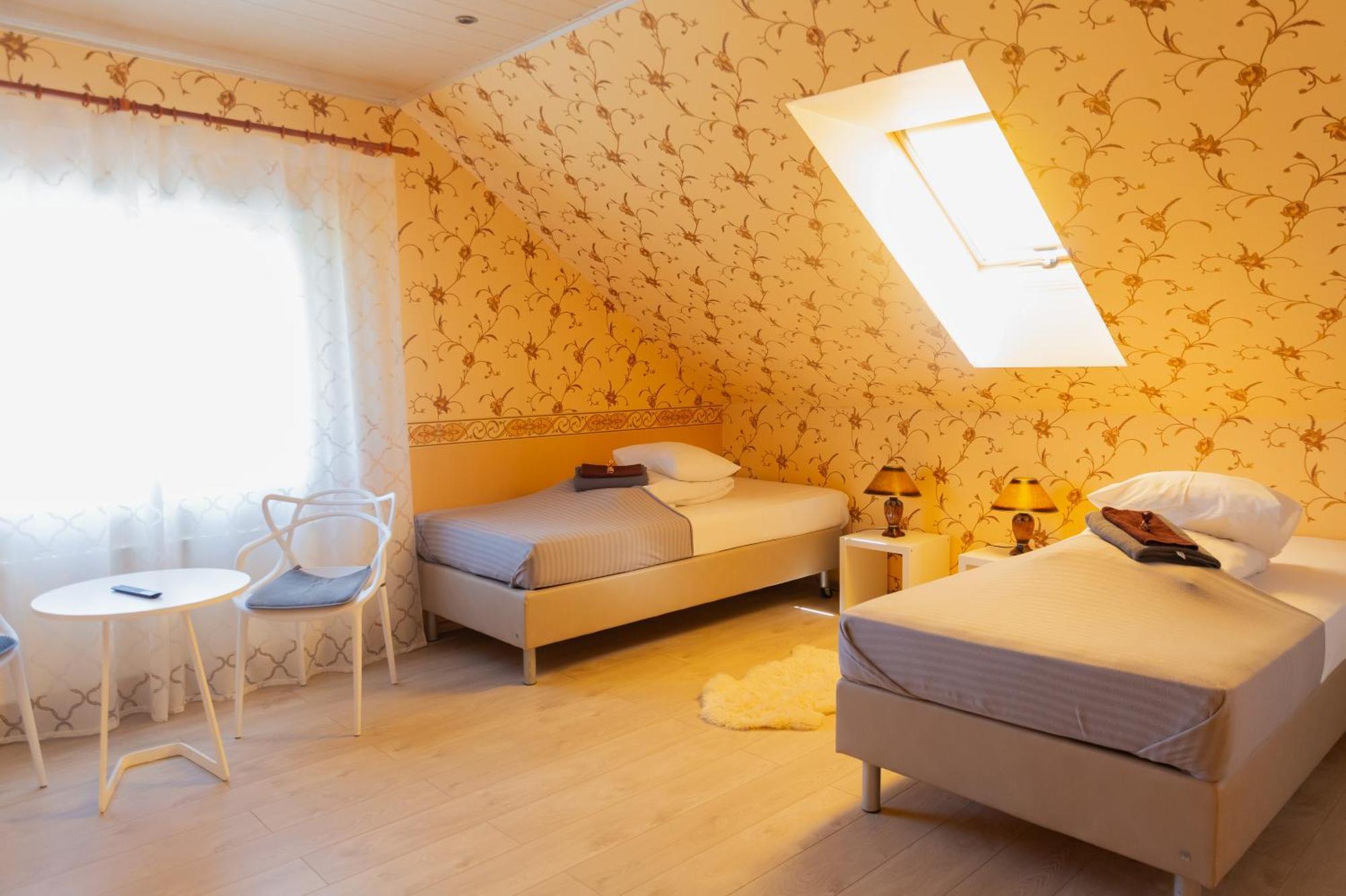 Konrad Family Guesthouse Kuressaare Ruang foto