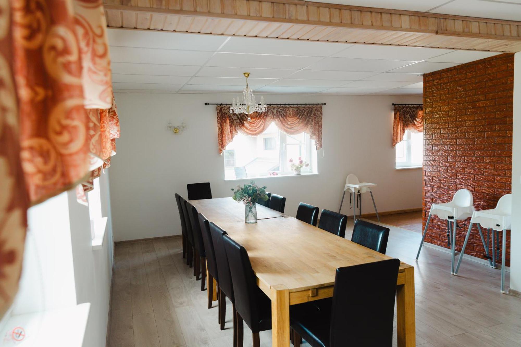Konrad Family Guesthouse Kuressaare Bagian luar foto