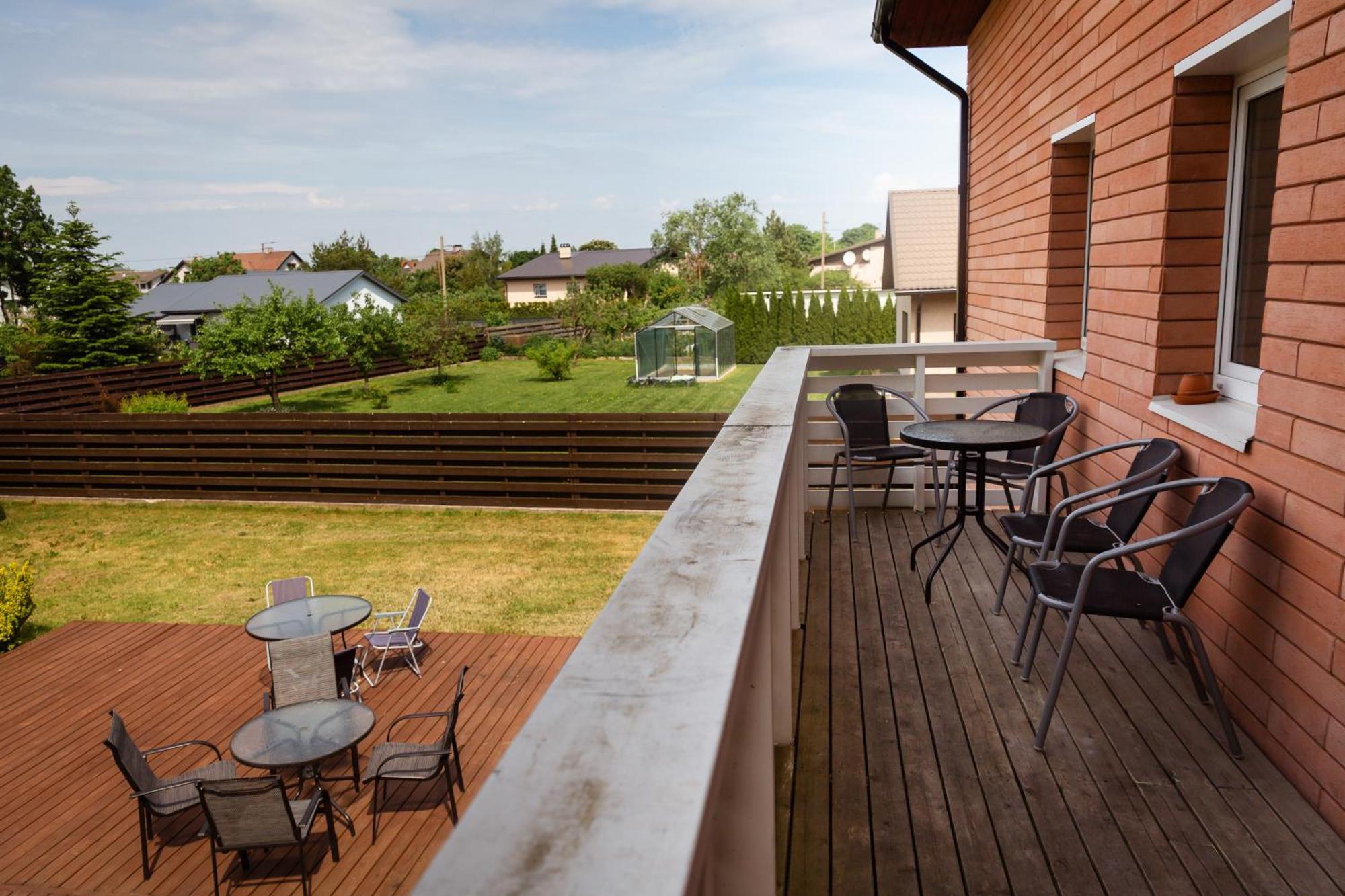 Konrad Family Guesthouse Kuressaare Bagian luar foto